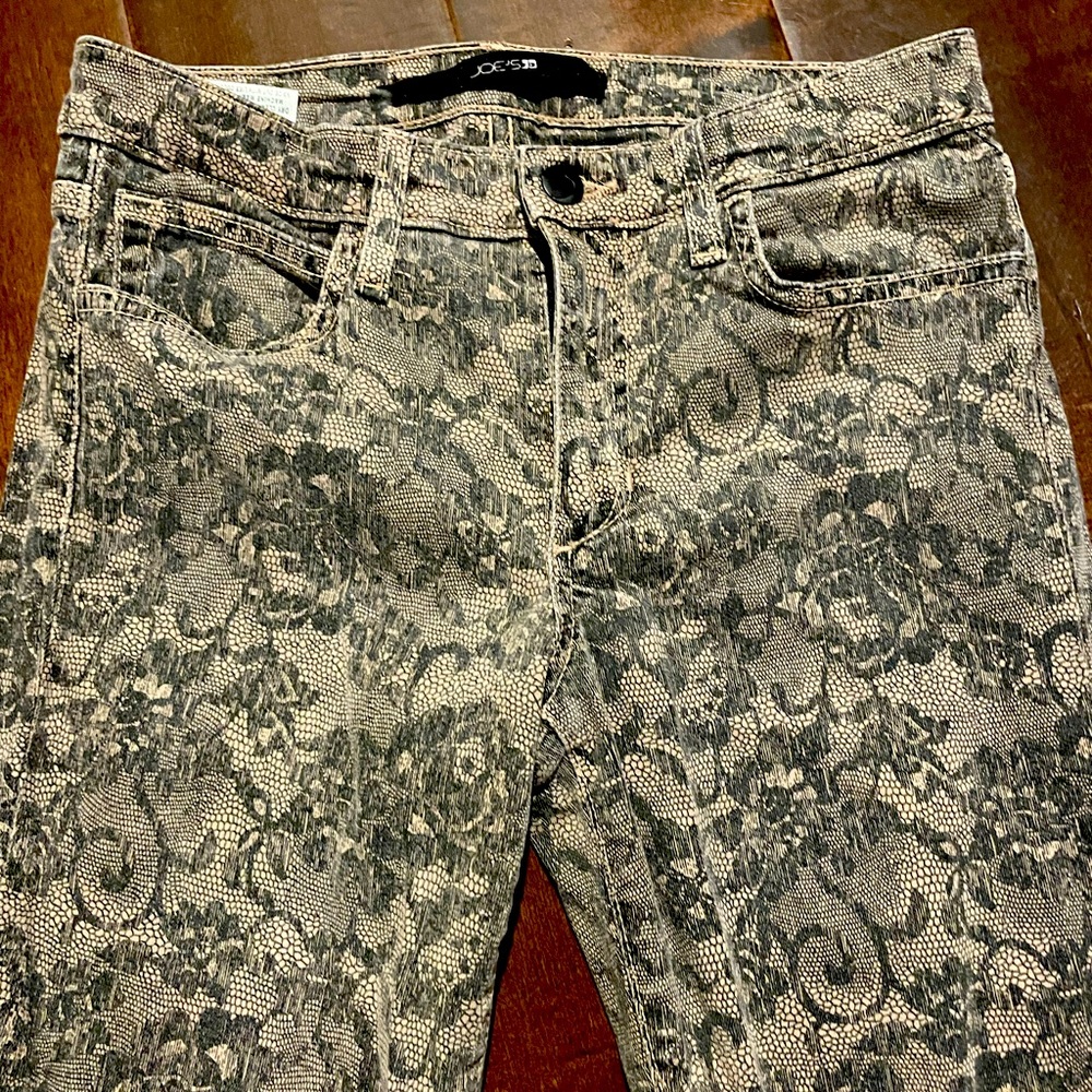 Joe’s lace patterned jeans